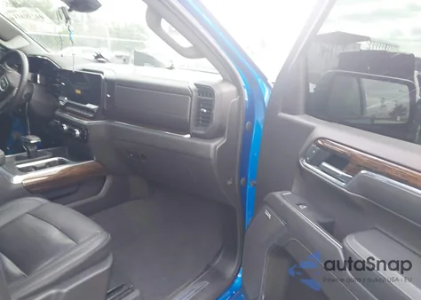 2022 GMC Sierra 1500 4Wd Short Box Elevation from USA, damaged, VIN 3GTUUCET5NG563493